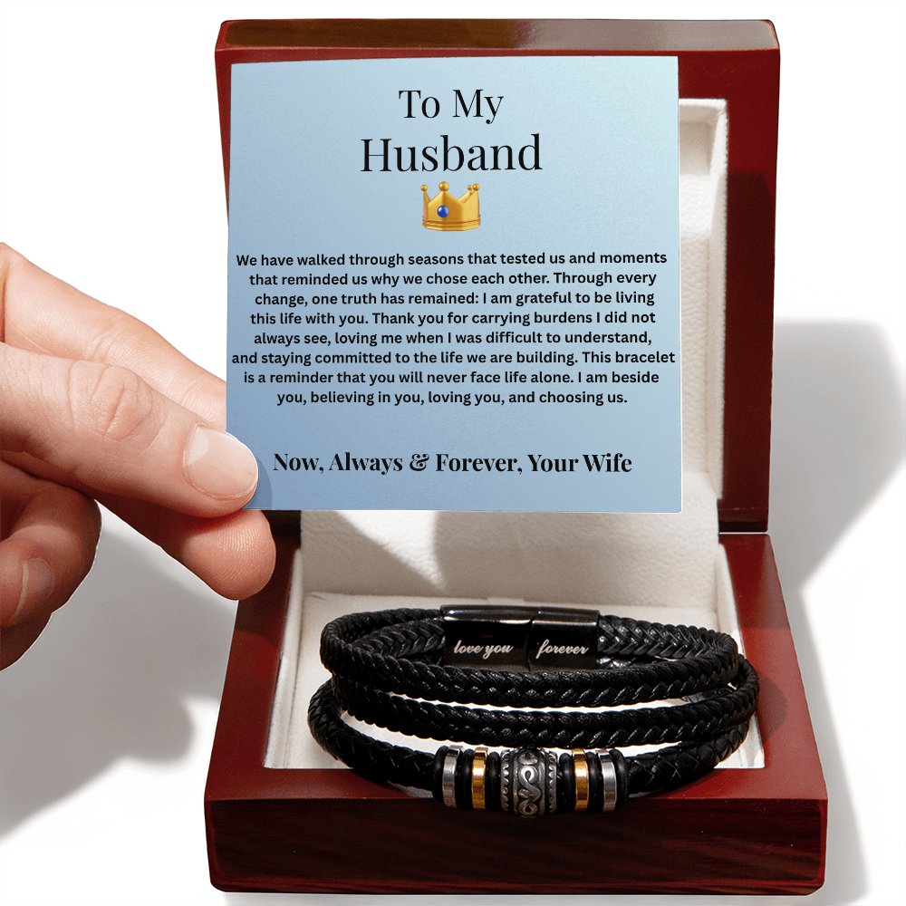 Husband bracelet in luxury mahogany LED gift box